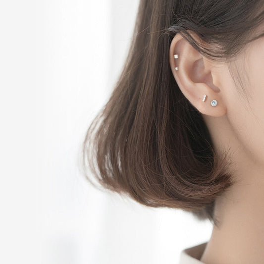 One Set of Five Geometric Stud Earrings