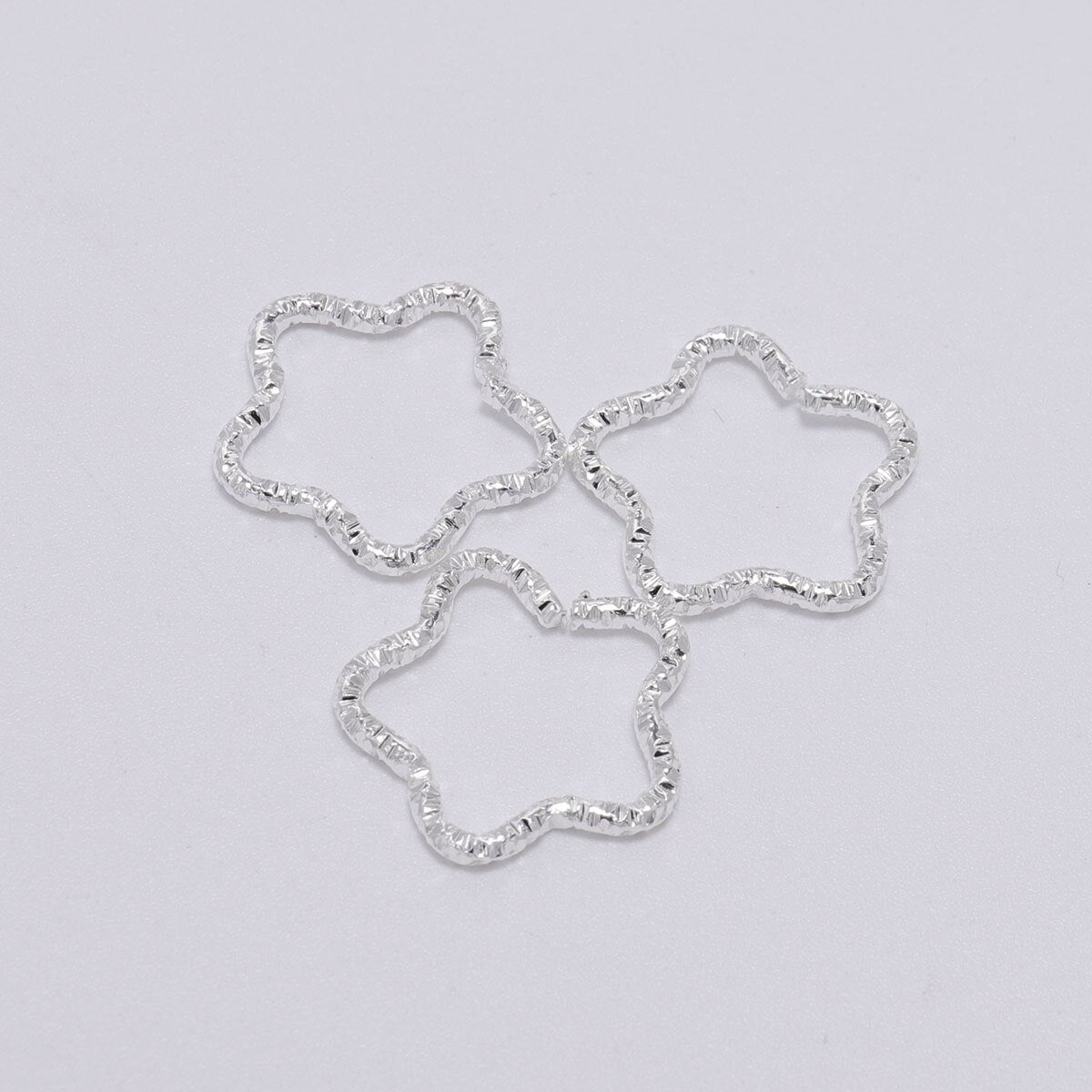 Gold Star 16.5mm Twisted Jump Rings, 50pcs
