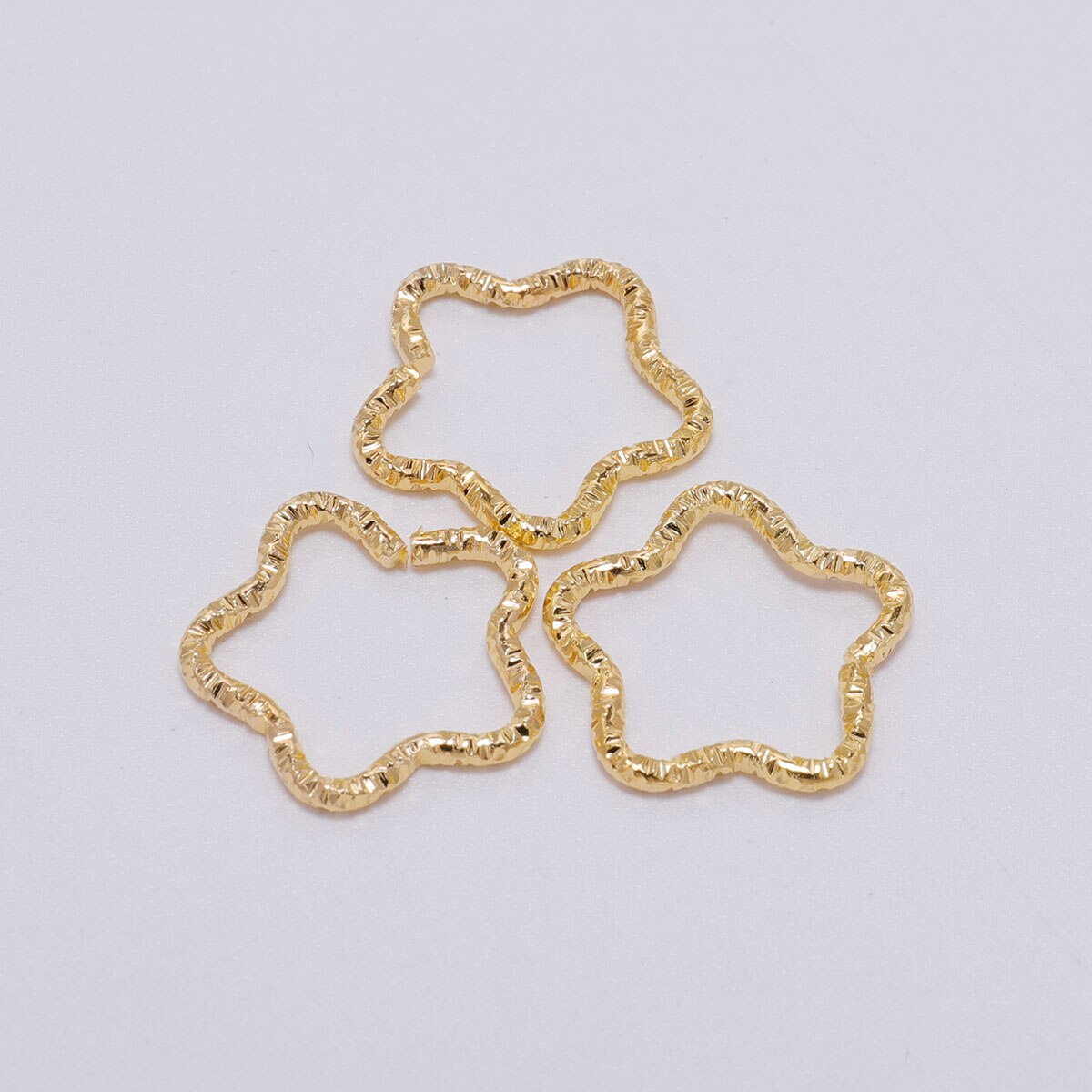 Gold Star 16.5mm Twisted Jump Rings, 50pcs