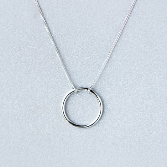 Classic Round Circle Pendant Necklace