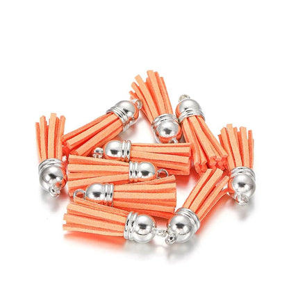 60 pendentifs en cuir vintage avec pampilles de 38 mm.