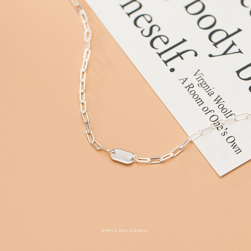 Minimalist Oval Pendant Necklace