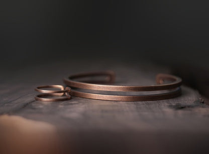 Rustic Viking Luck Cuff: Vintage Copper Bracelet for Men and Women