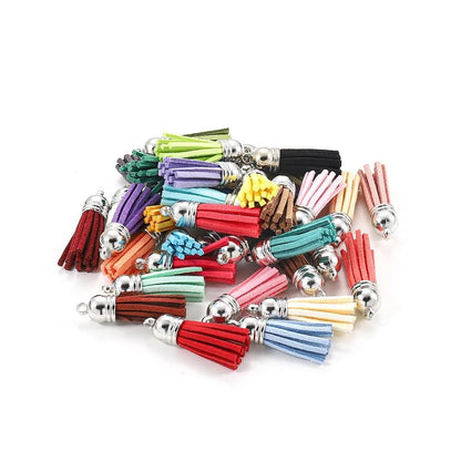 60 pendentifs en cuir vintage avec pampilles de 38 mm.
