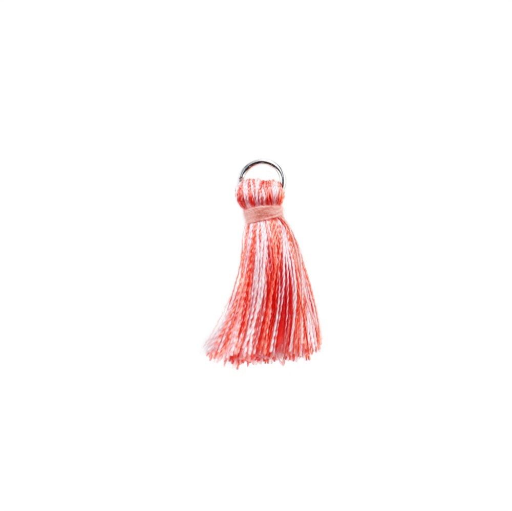 10 à 20 pendentifs à petits pompons en coton de 2 cm.