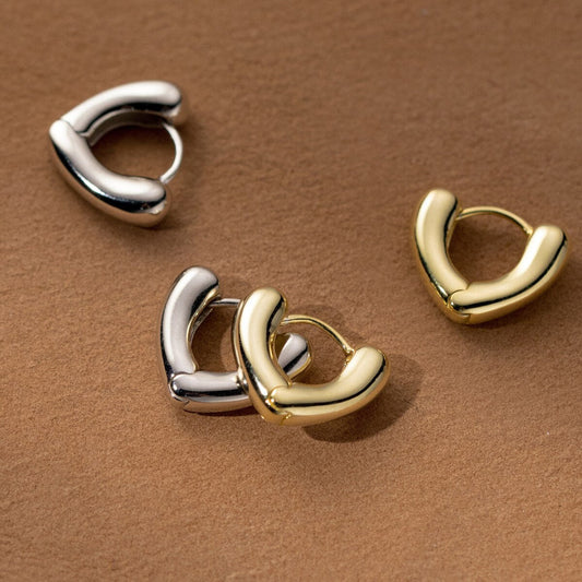 Smooth Shiny Simple Hearts Hoop Earrings